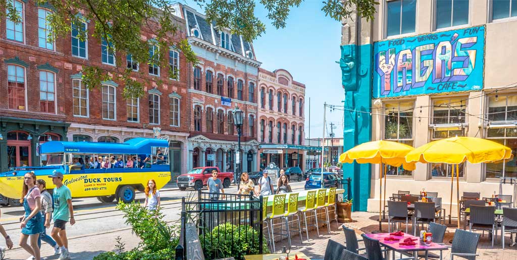 downtown Galveston historic buildings with plenty of Galveston parking near me