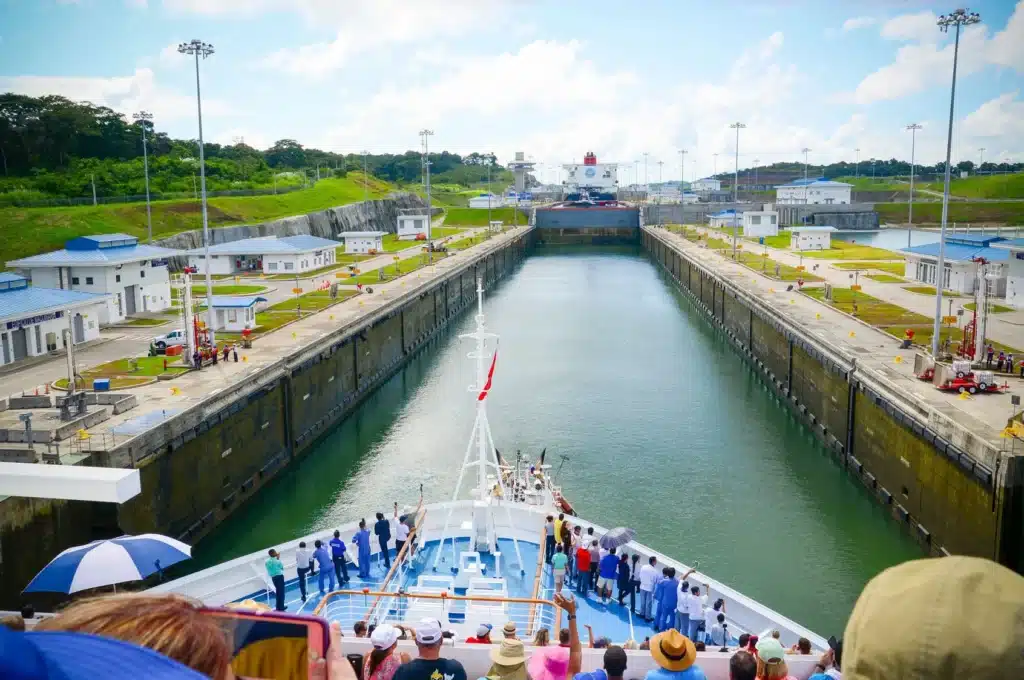 panama-canal-cruise-from-Galveston